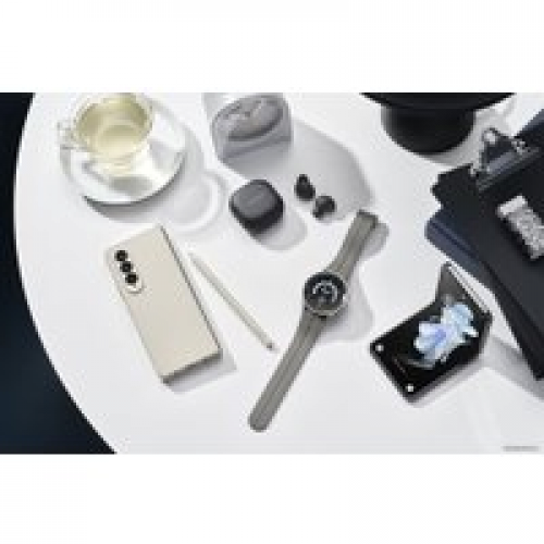 Телефон Samsung Galaxy Z Fold4 12GB/1TB (бежевый)